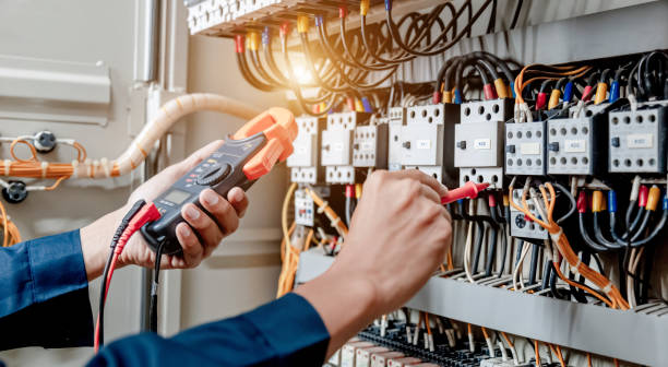 Professional Electrician in Ballwin, MO